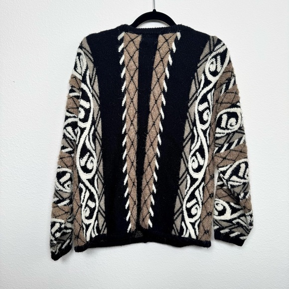 Vintage 90’s Cardigan Chunky Knit Sweater Neutrals Size Large 3D Abstract - Picture 2 of 6